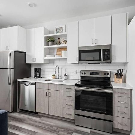 Mid-Century Modern Studio Cozysuites Downtown Ινδιανάπολη Εξωτερικό φωτογραφία